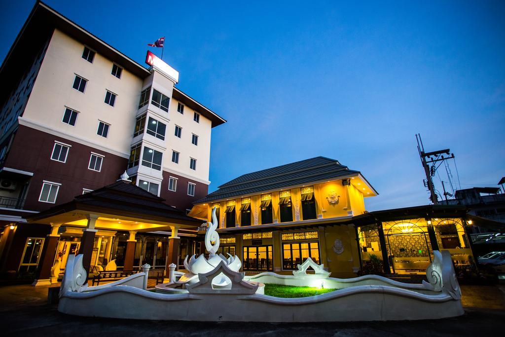 Madina Rayong Hotel Экстерьер фото