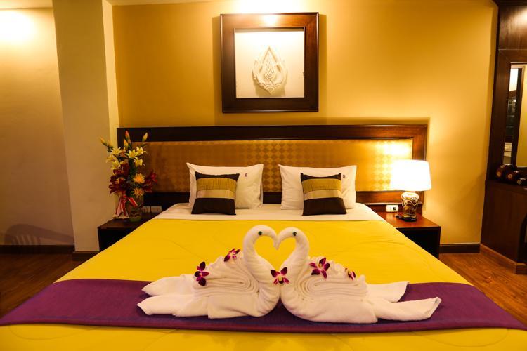 Madina Rayong Hotel Экстерьер фото