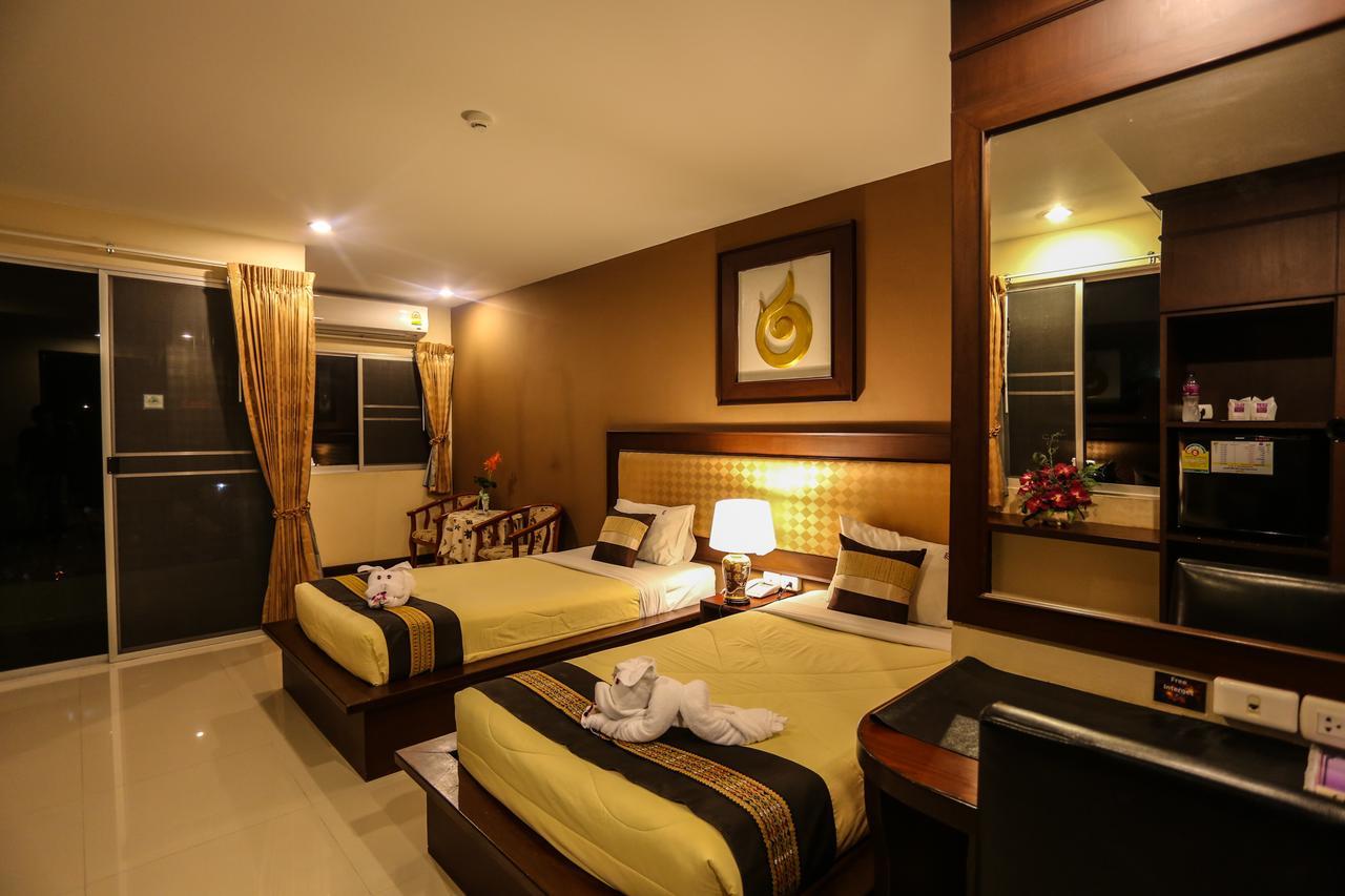 Madina Rayong Hotel Экстерьер фото